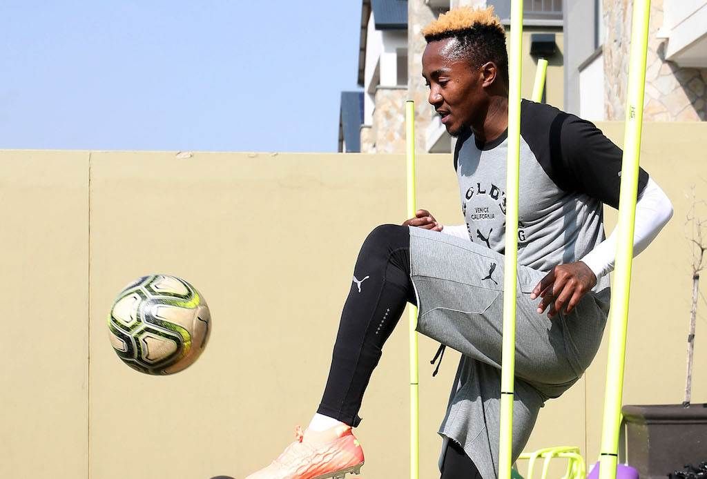 Mamelodi Sundowns midfielder Lebogang Maboe traini
