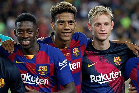 Jean-Clair Todibo (centre) 