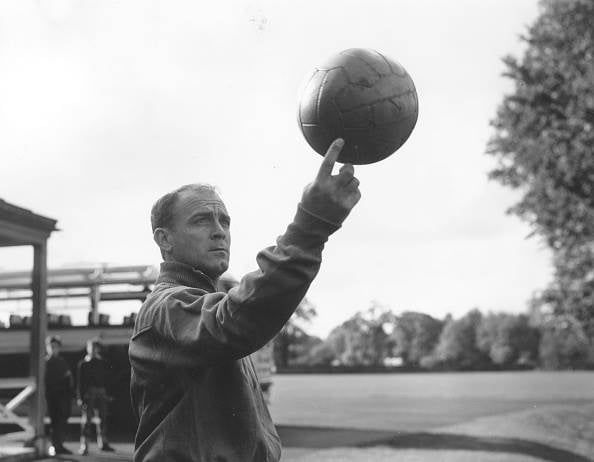 10. Alfredo Di Stefano – 49 goals