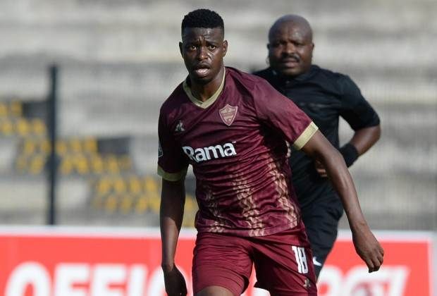 Phathutshedzo Nange - Stellenbosch FC midfielder