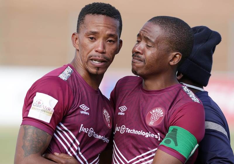 Bench - Itumeleng Khune, Vuyo Mere, Linda Mntambo,