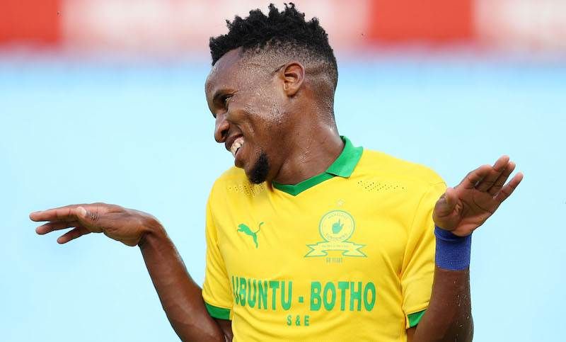 AM - Themba Zwane (Mamelodi Sundowns) - I will put