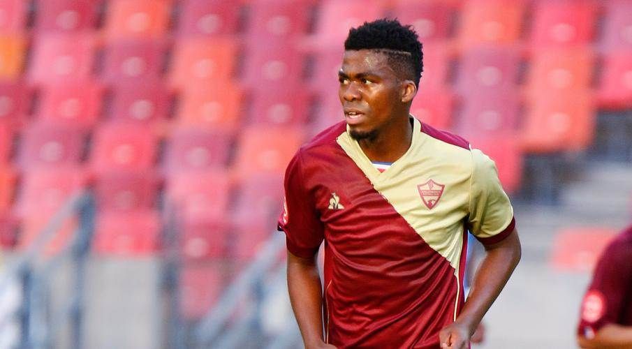 Mpho Matsi (31) - midfielder