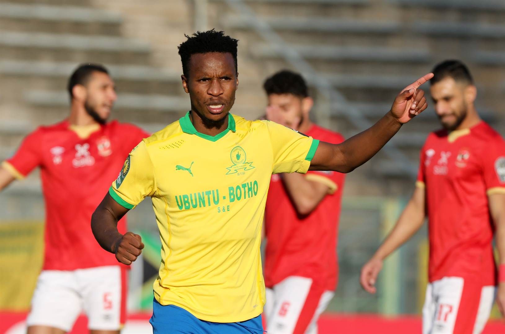 2. Themba Zwane (Mamelodi Sundowns) – R23.8m (+ R1
