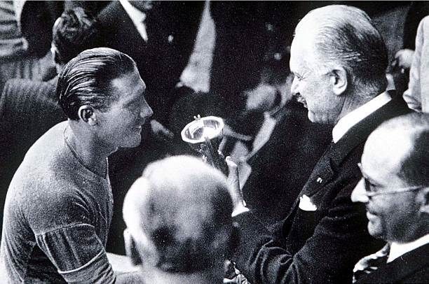 12. Inter Milan : Giuseppe Meazza (284 goals)