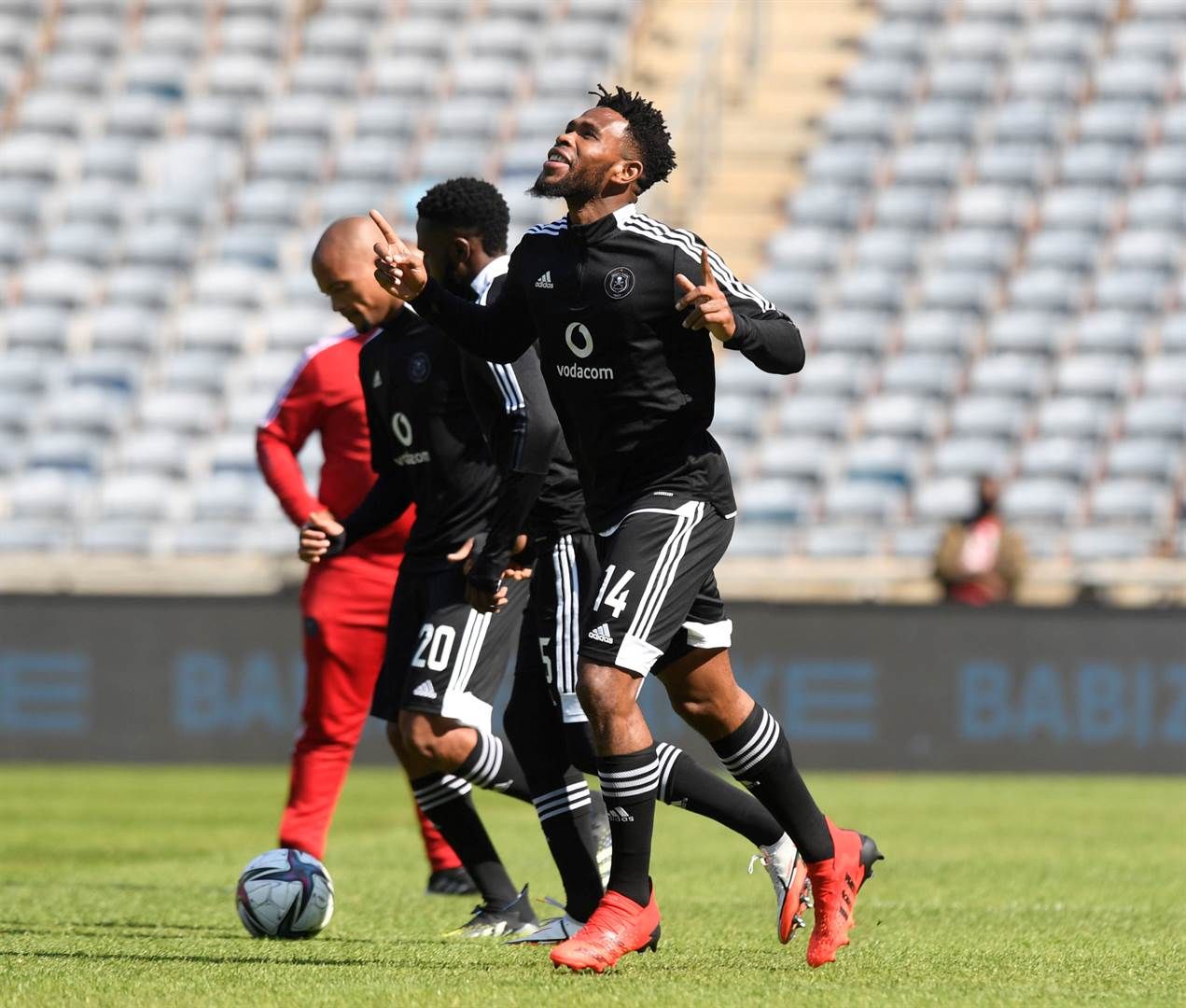 CB: Thulani Hlatshwayo (Orlando Pirates) – R23.4m