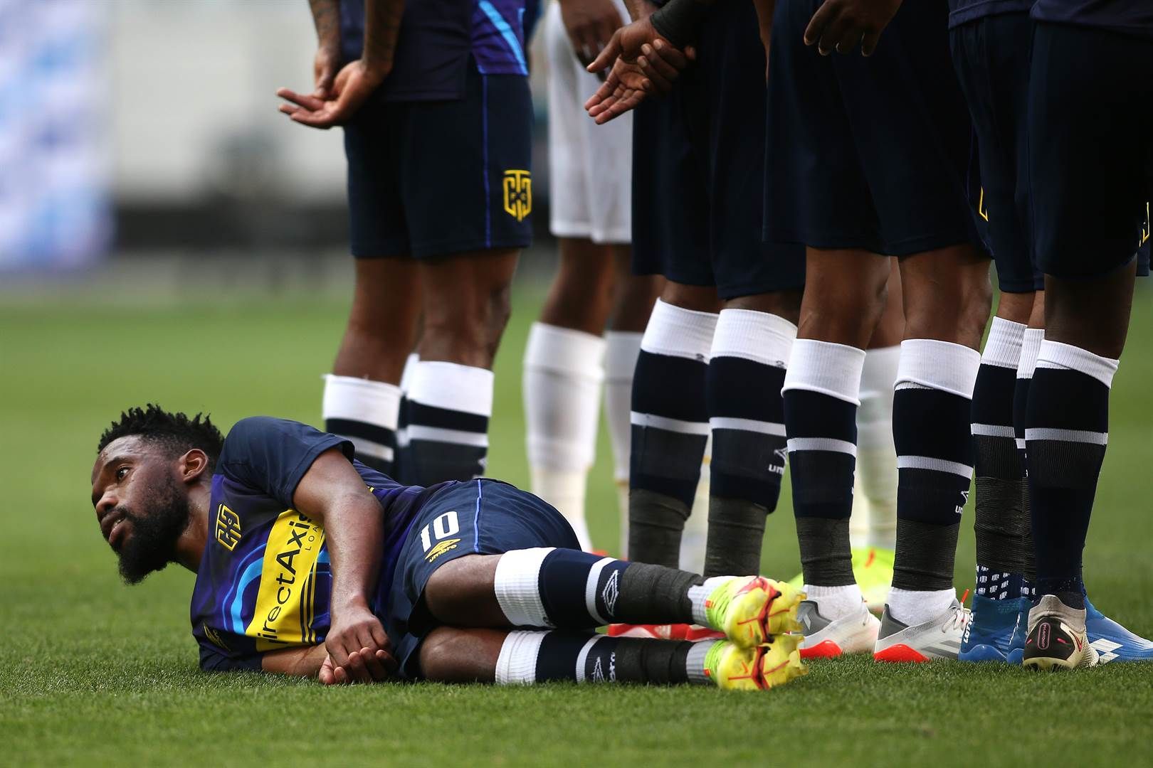 =9. Cape Town City – 19 yellows / 0 reds (19 disci