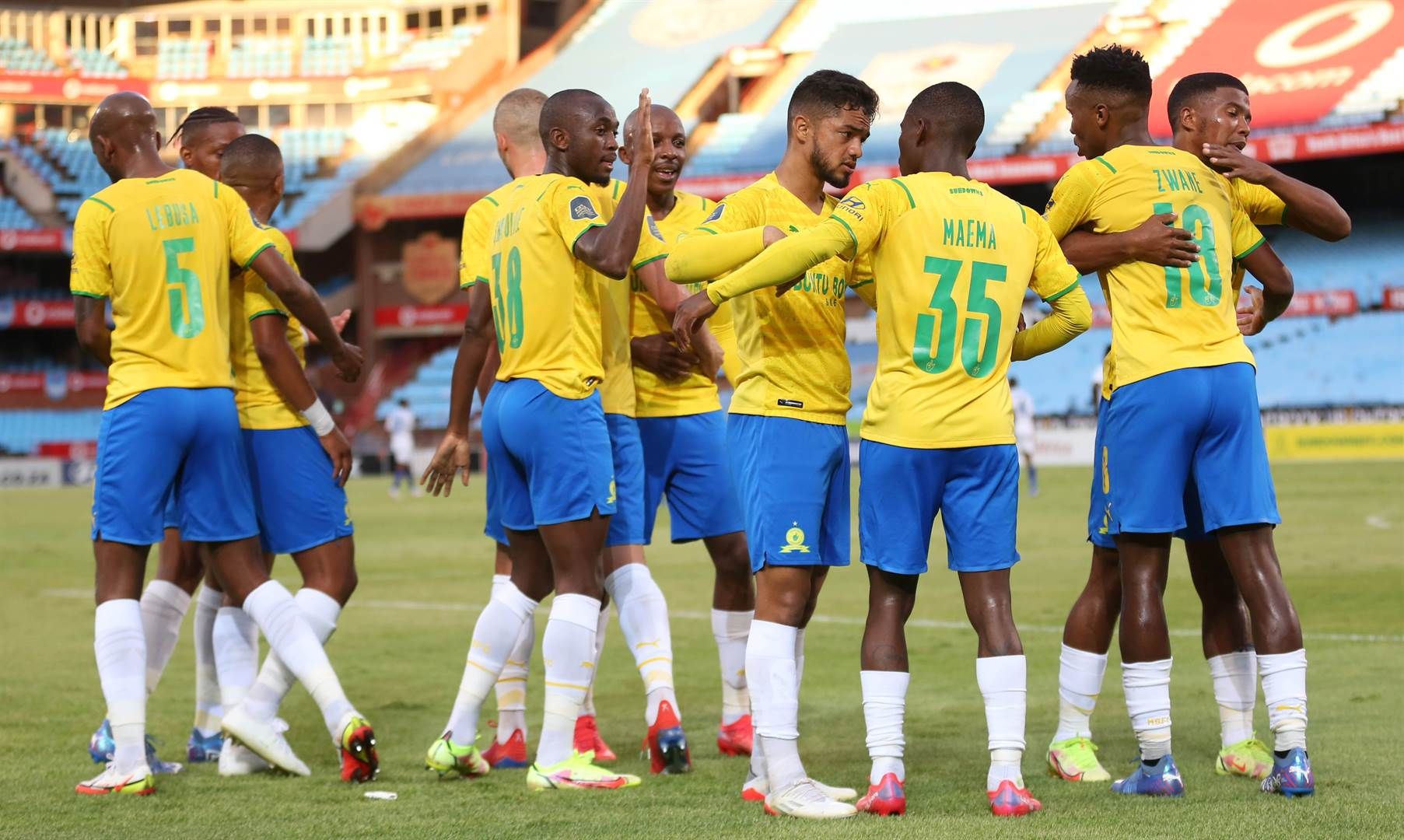 15. Mamelodi Sundowns – 15 yellows / 0 reds (15 di