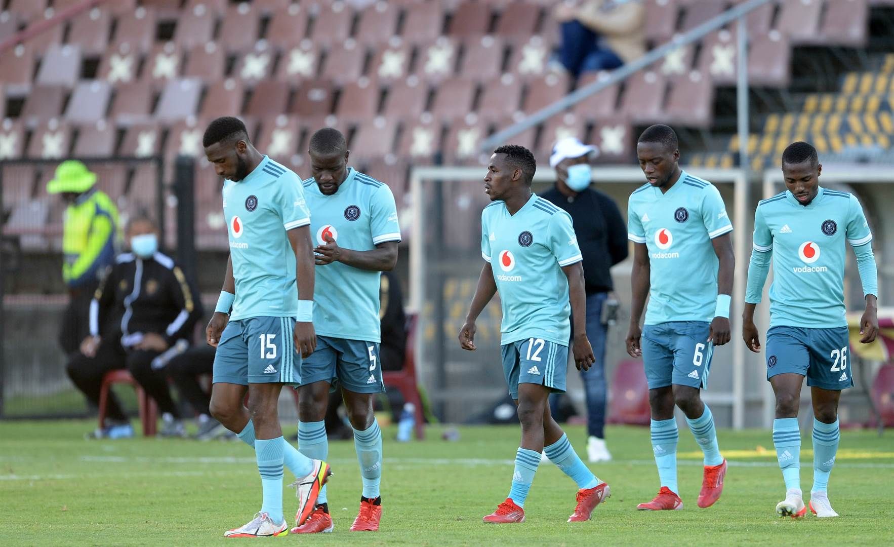 =5. Orlando Pirates – 25 yellows / 1 red (28 disci =5. Orlando Pirates – 25 yellows / 1 red (28 disci