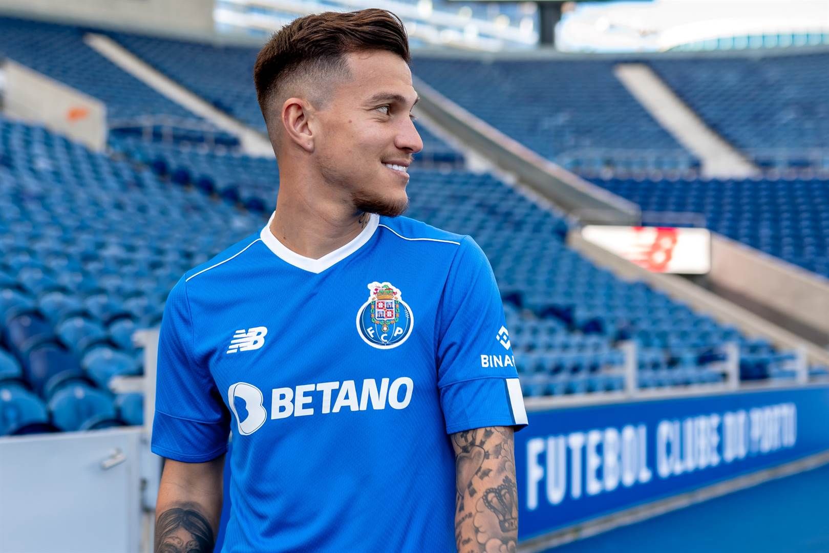 FC Porto 2022/23 third kit 