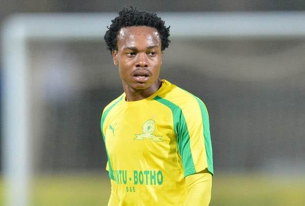 2017/18: Percy Tau (Mamelodi Sundowns) & Rodney Ra
